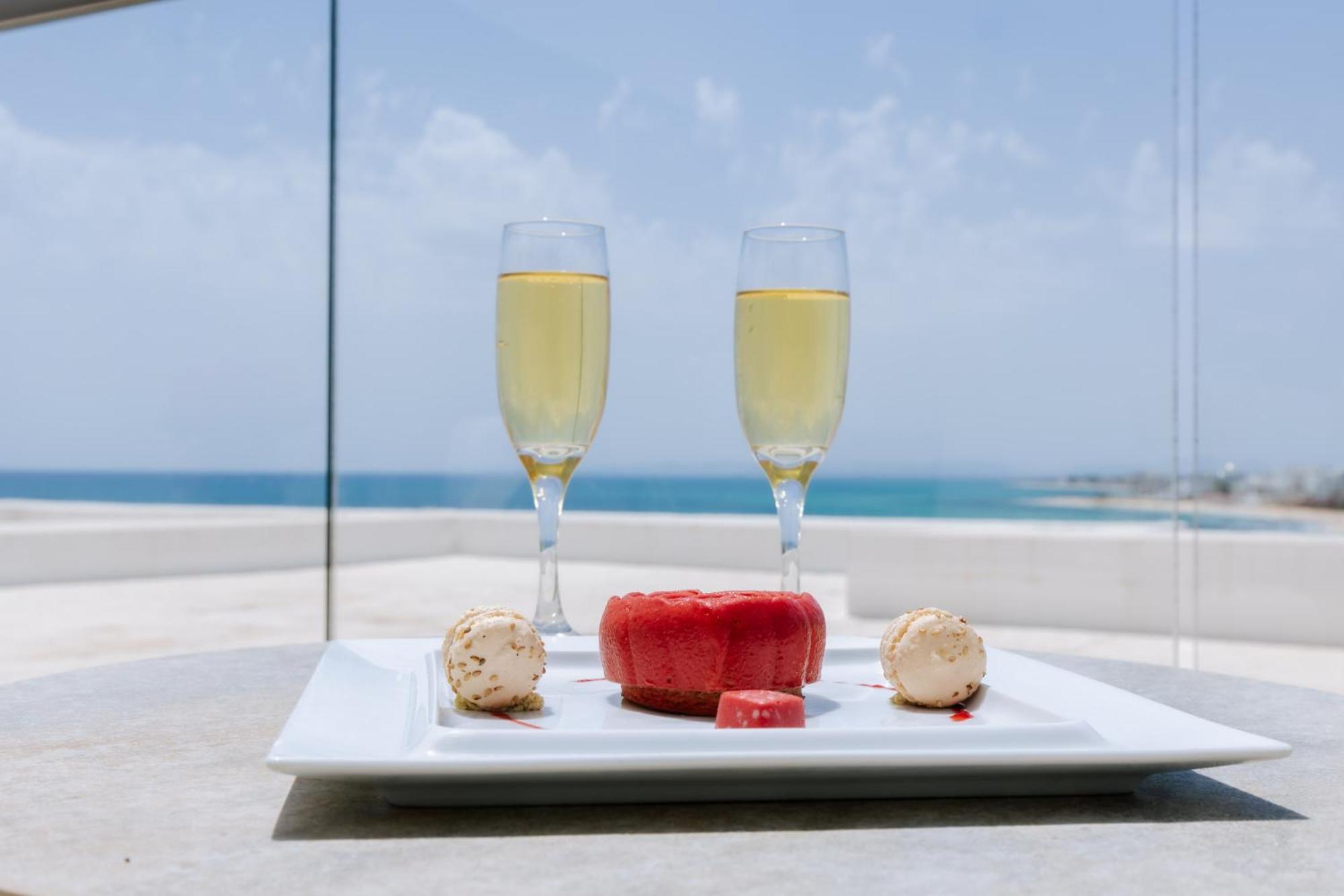 ホテル ラ バディラ 大人専用 ハンマメット エクステリア 写真 Champagne and watermelon